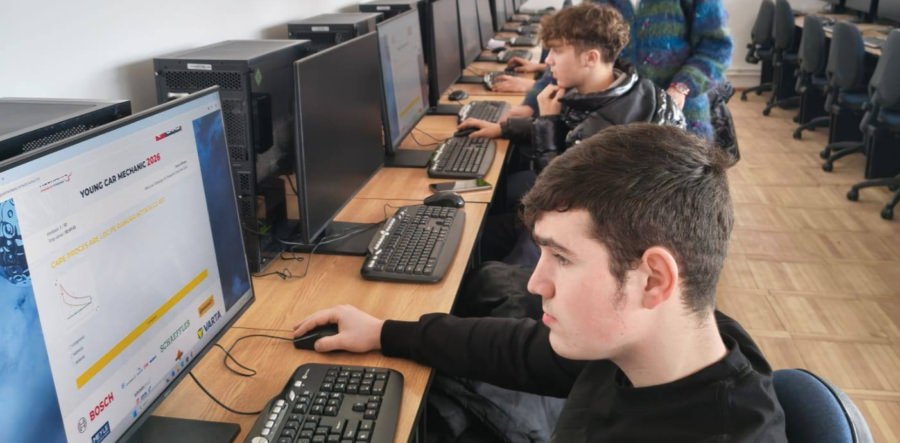 Elevii de la Liceul Tehnologic de Transporturi Auto Baia Sprie, rezultate promițătoare la etapa națională a Concursului Internațional „Young Car Mechanic”