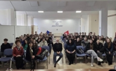 Sculptorul israelian Dan Reisner s-a întâlnit cu elevii Colegiului Național „Vasile Lucaciu” și ai Colegiului de Arte din Baia Mare