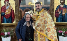 Exemplu de credință și jertfă: După 16 ani, nana Ana se retrage din rolul de prescurăreasă a bisericii ortodoxe din Fărcașa