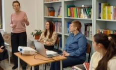 „Deschidem cărți, deschidem minți!”: Elevii din Ardusat au marcat Ziua Națională a Lecturii la Casa Corpului Didactic Maramureș