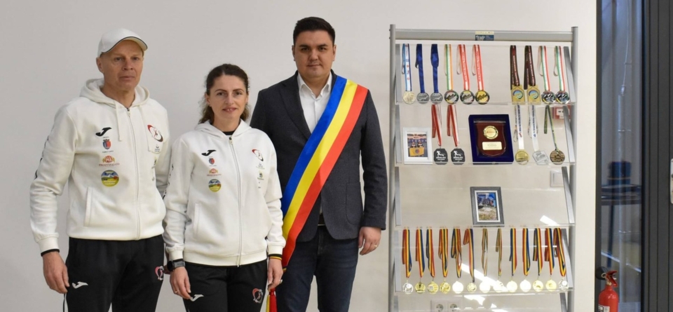 Campioana Nicoleta Sasu, aniversată la Târgu Lăpuș cu prilejul împlinirii a 40 de ani