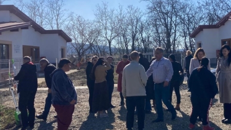 40 de persoane cu dizabilități din sistemul DGASPC Maramureș s-au mutat în locuințe maxim protejate din Tulghieș