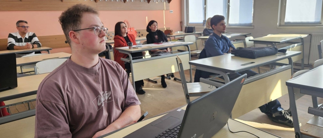 Un elev de la Liceul Borșa s-a clasat pe podium la etapa județeană a Concursului național interdisciplinar „Istorie și societate în dimensiune virtuală”