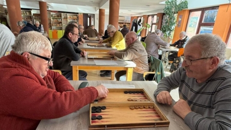 Seniorii băimăreni, campioni la jocul de table