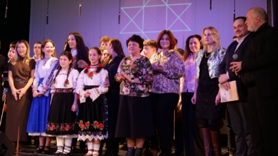 Tradiție, muzică și poezie, într-o seară specială de Dragobete la Teatrul de Păpuși Baia Mare