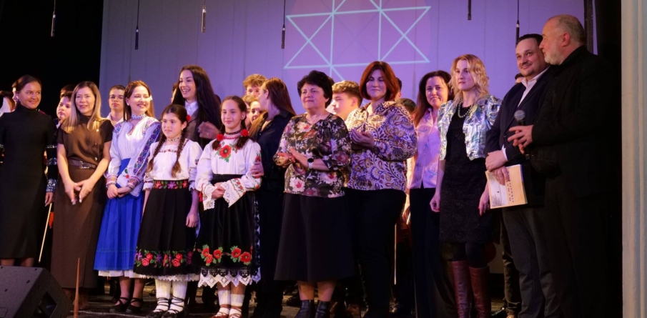 Tradiție, muzică și poezie, într-o seară specială de Dragobete la Teatrul de Păpuși Baia Mare