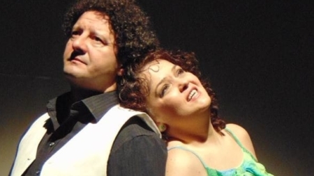 Primăvara începe cu iubire la Teatrul Ararat – „Romanța anonimilor” se joacă duminică seara