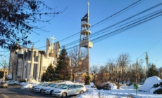 Restricții temporare de circulație și parcare în zona bisericii „Sfânta Cruce” din Baia Mare