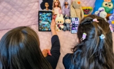 Tragedie care îngheață sângele: trei surori s-au sinucis după ce au fost atrase într-un joc online