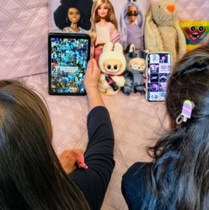 Tragedie care îngheață sângele: trei surori s-au sinucis după ce au fost atrase într-un joc online