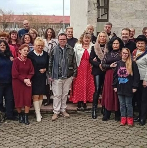 Cărți, emoție și recunoaștere la o întâlnire de suflet a Cenaclului Scriitorilor Maramureș