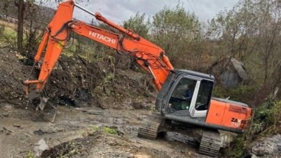 Pe râul Sălaj,  în Ulmeni, Ariniș și Sălsig au început lucrări de decolmatare