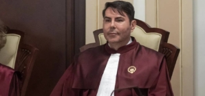 Toate indiciile arată că CCR va amâna din nou votul pentru pensiile speciale