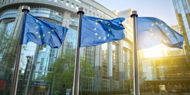 De ce este atât de mare competiția pentru un post în instituțiile europene?