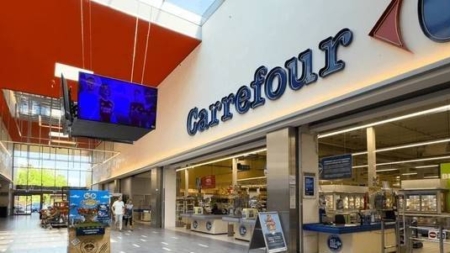 Carrefour pleacă din România. Magazinele sunt preluate de frații Pavăl