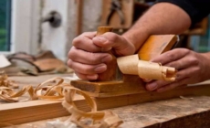 Cursuri gratuite pentru tinerii din Asuaju de Sus, calificare și bani de buzunar