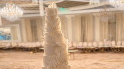 Un tort de 2,2 metri înălțime, realizat pe 10 etaje, la un eveniment în Maramureș