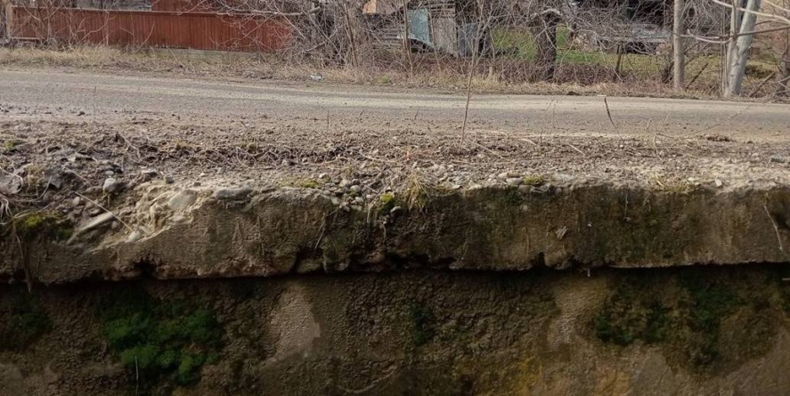 DJ186D, blocat temporar la Slătioara pentru lucrări urgente