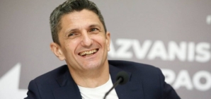 17 februarie, s-a născut Răzvan Lucescu