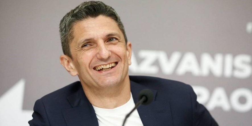 17 februarie, s-a născut Răzvan Lucescu