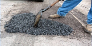 Există soluții pentru șosele care să nu mai cedeze după primul îngheț, dar nu sunt aplicate