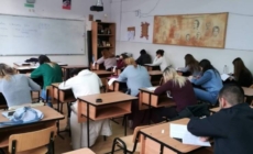 Se schimbă programa la liceu. Dar ce înseamnă asta pentru elevi?