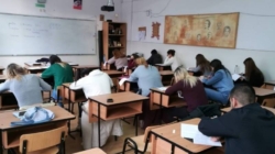 Se schimbă programa la liceu. Dar ce înseamnă asta pentru elevi?