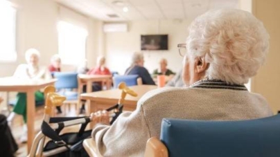 Căminul pentru Persoane Vârstnice din Baia Sprie angajează infirmieri, asistent social și bucătar