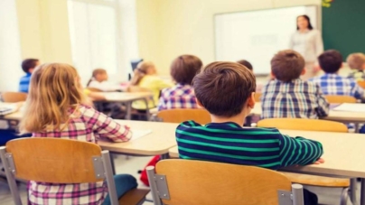 Cât valorează un profesor? O privire spre Est și o întrebare pentru noi