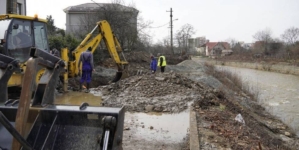 Lucrările la conducta de apă din Baia Mare se prelungesc