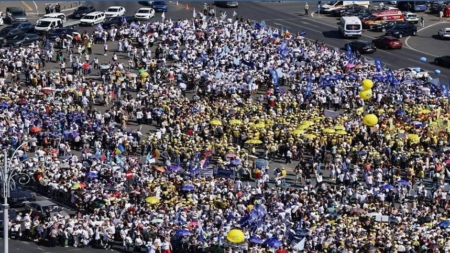 Profesori și studenți protestează la București împotriva măsurilor de austeritate
