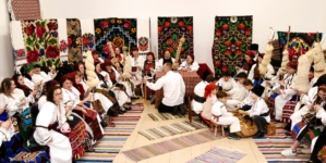 „Șezătoarea Generațiilor” – tradiție, joc și voie bună la Suciu de Sus în acest sfârșit de săptămână