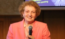 Lavinia Stan, autorul cărții „Organizatorii de vieți”, conferențiază la Colegiul Național „Gheorghe Șincai” Baia Mare