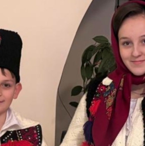 Iulia și Rareș Hotea din Desești, exemplu de talent, muncă și pasiune pentru tradiții