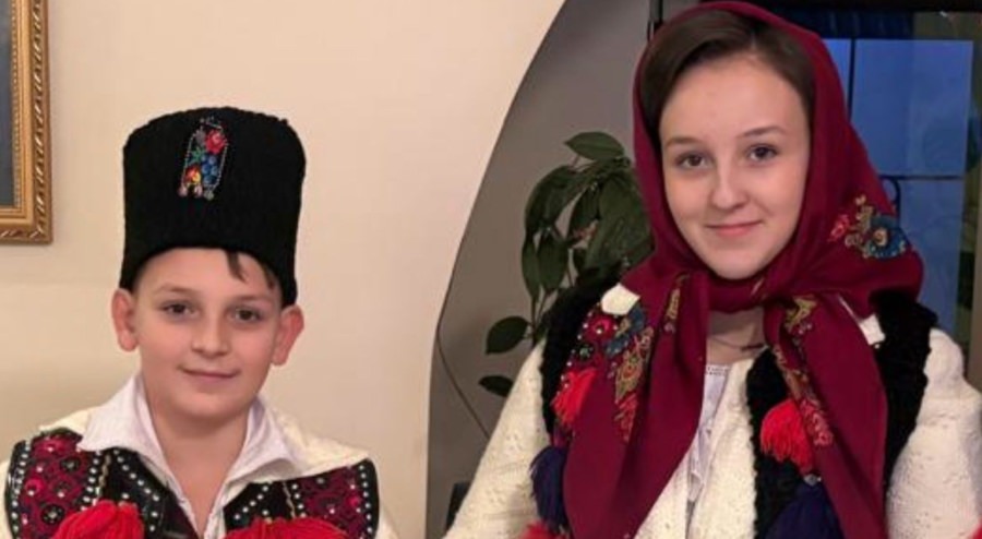 Iulia și Rareș Hotea din Desești, exemplu de talent, muncă și pasiune pentru tradiții