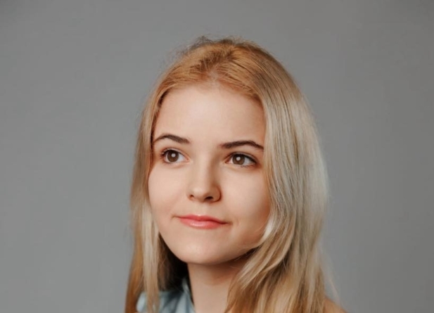 Tânăra Antonia Cosar din Baia Mare va susține o conferință online în domeniul matematicii, în cadrul proiectului național „Conferințele Excelenței. Întâlniri cu oameni și idei care inspiră”