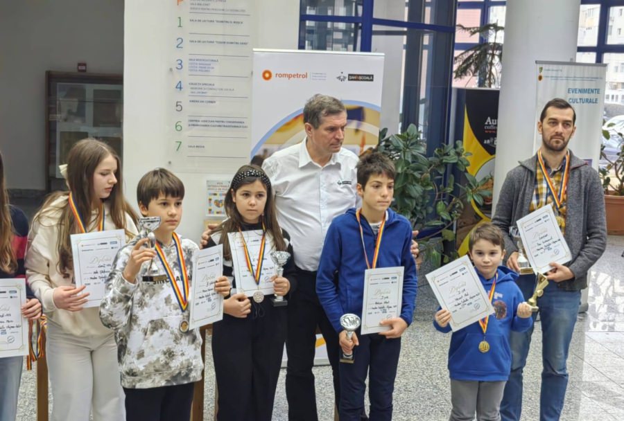 Rezultate remarcabile pentru șahiștii Aris Guo și Sofia Vălean ai Academiei de Șah Maramureș la Maratonul Șahistic Clujean