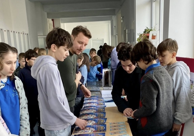 „Expoziția Banilor” la Liceul „Ep. Dr. Alexandru Rusu” Baia Mare: elevii au expus colecții fascinante de bancnote și monede