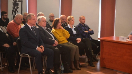 Dr. Teodor Ardelean și Alina Lemnean au reprezentat Biblioteca Județeană „Petre Dulfu” la evenimentul „CIVIC – VIITOR”