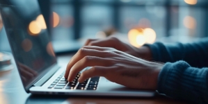 Tot mai multe fraude prin transmiterea de mesaje false în numele unor instituții publice