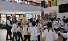 Cultură și tradiție la Centrul Rivulus Pueris din Baia Mare: elevi și profesori de pe ambele maluri ale Prutului au susținut manifestări cultural-artistice