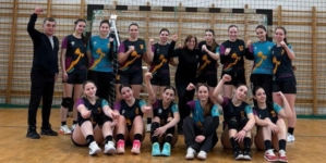Sfârșit de săptămână cu victorii în șir la handbal pentru junioarele și juniorii de la Fabrica de Campioni