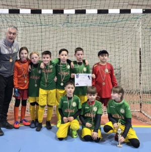 Micii fotbaliști ai CSO Bradul Vișeu de Sus, pe podium la turneul „Cupa Petrolium”- ediția a III-a, desfășurat în județul Bistrița-Năsăud