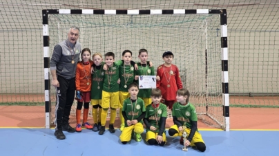 Micii fotbaliști ai CSO Bradul Vișeu de Sus, pe podium la turneul „Cupa Petrolium”- ediția a III-a, desfășurat în județul Bistrița-Năsăud