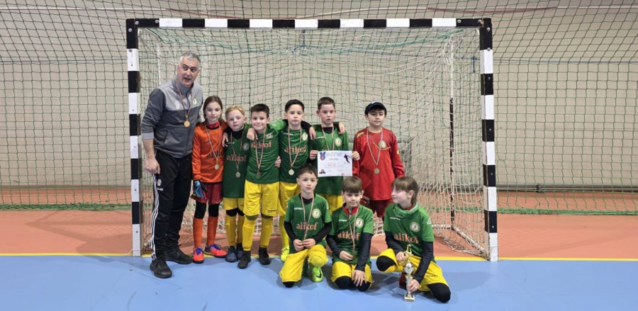 Micii fotbaliști ai CSO Bradul Vișeu de Sus, pe podium la turneul „Cupa Petrolium”- ediția a III-a, desfășurat în județul Bistrița-Năsăud