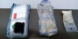 Trimiși după gratii pentru trafic de droguri de mare risc