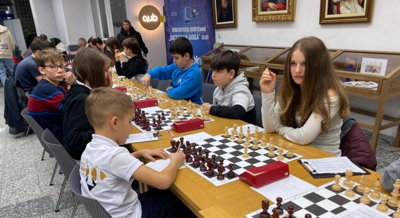 Concursul de șah pentru copii și adulți amatori „Cupa Ep. Dr. Alexandru Rusu” revine cu cea de-a VIII-a ediție, în Baia Mare