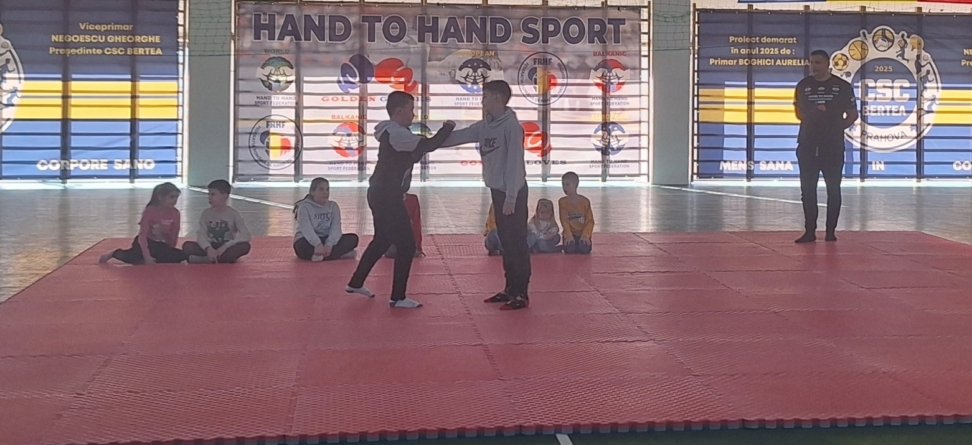 Încep demersurile de implementare a programului „Educație prin Sport”, în comuna Rona de Jos