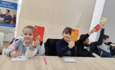 Centrul de Zi CASPEV din Baia Mare a reunit copii și seniori, în cadrul unor ateliere intergeneraționale