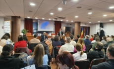 Colocviile MomCo la Bibliotecă: cupluri de toate vârstele s-au reunit la întâlnirea dedicată limbajelor iubirii, la Biblioteca Județeană „Petre Dulfu” din Baia Mare